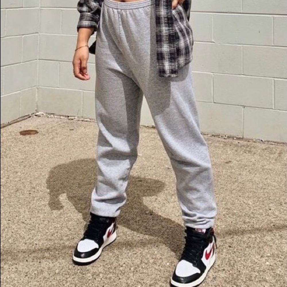 cute light gray sweatpants for winter/fall